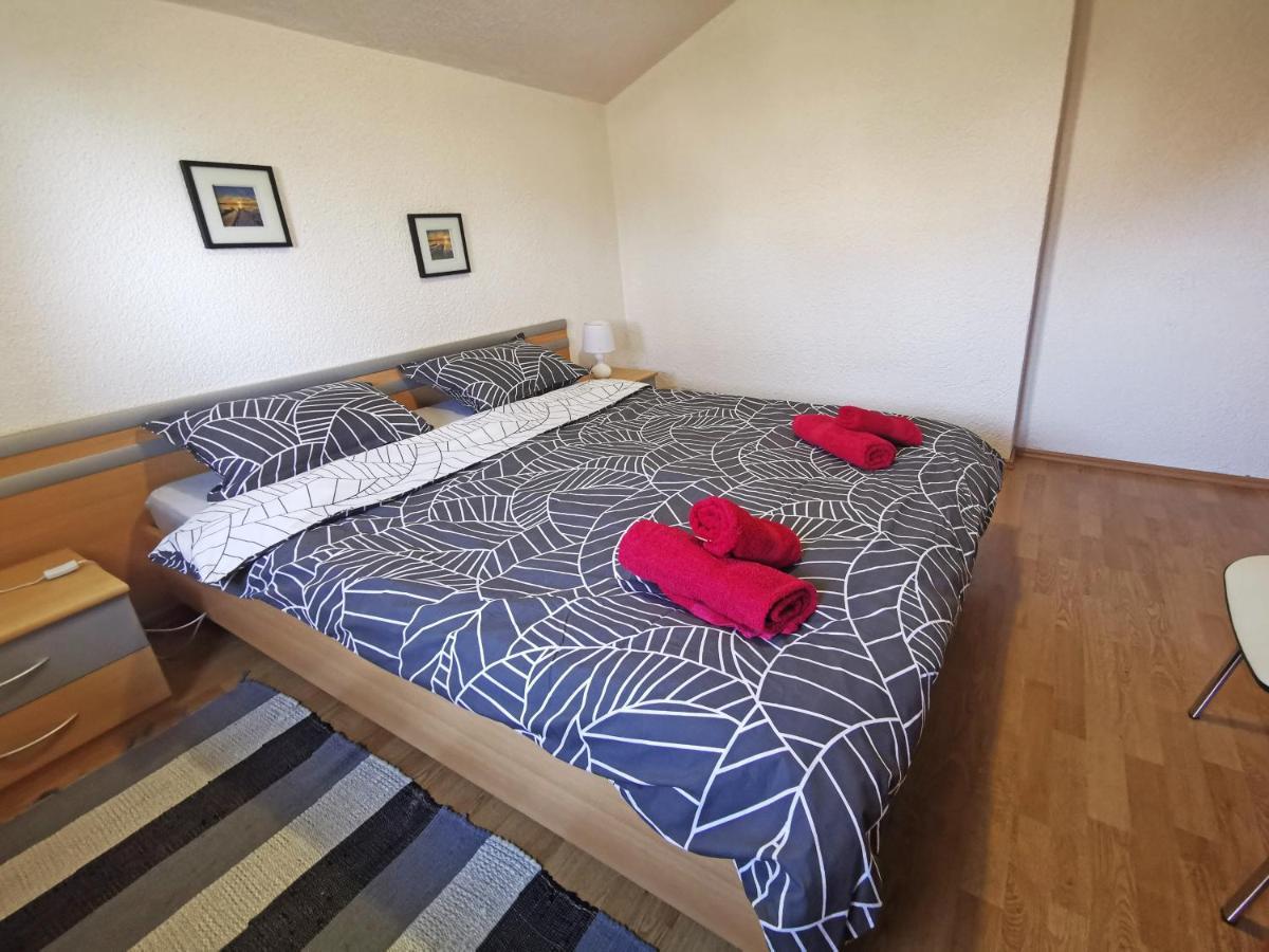 Apartman Luna Sveti Lovrec Pazenaticki Exterior photo